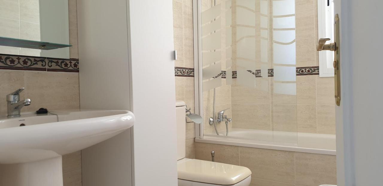 Ferienwohnung Luxury Penthouse With Sea&Mountain Views & Hot Tub - Tranquility & Rest Benalmádena Exterior foto