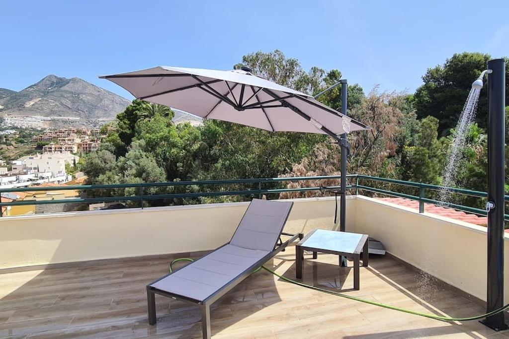Ferienwohnung Luxury Penthouse With Sea&Mountain Views & Hot Tub - Tranquility & Rest Benalmádena Exterior foto