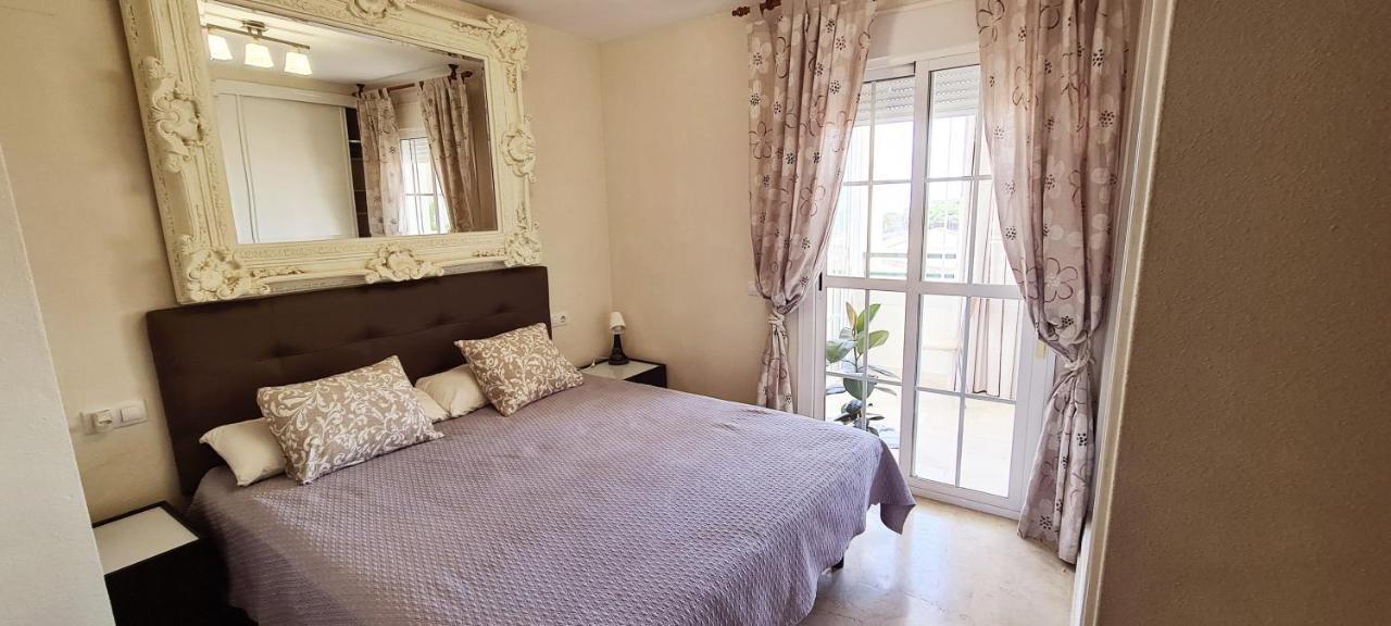 Ferienwohnung Luxury Penthouse With Sea&Mountain Views & Hot Tub - Tranquility & Rest Benalmádena Exterior foto